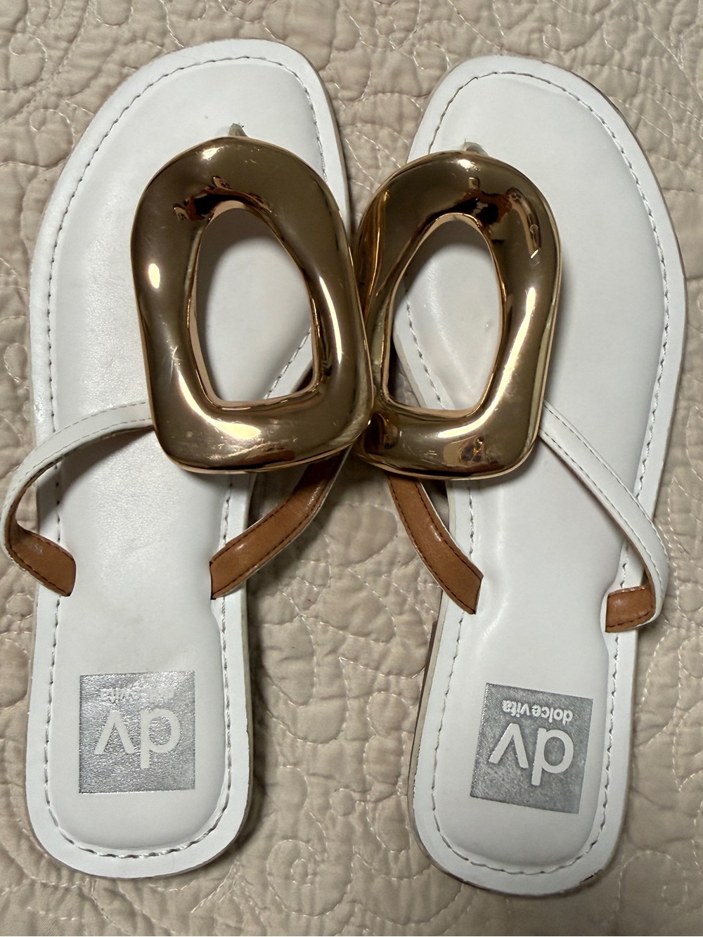 DV by Dolce Vita White Thong Sandals with Gold Oval Accent